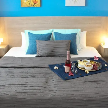 Ocean Garden 612 Apartment